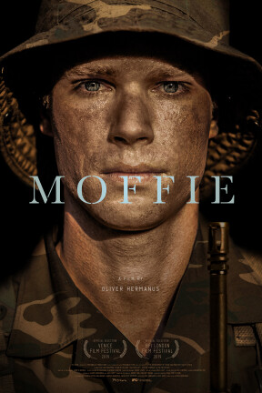 A young conscript’s task to survive his military service is made all the more diﬃcult when a connection is sparked between him and a fellow recruit in the acclaimed new drama “Moffie”.