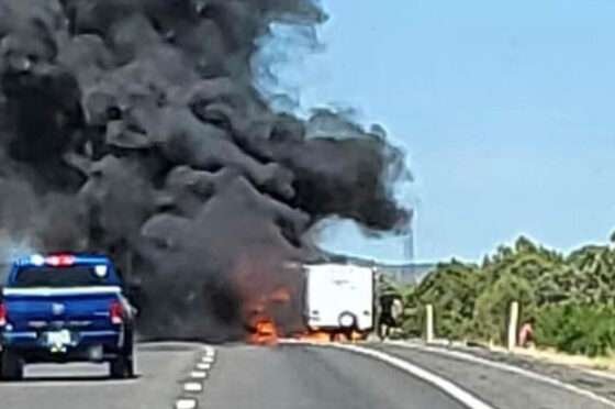 RV sparks wildfire off I-17 just north of Sedona exit 20220606 watermelonfire