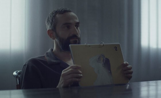 Sedona Film Fest presents ‘Apples’ premiere July 29-Aug. 4 Amidst a worldwide pandemic that causes sudden amnesia, middle-aged Aris (Aris Servetalis) finds himself enrolled in a recovery program designed to help unclaimed patients build new identities. “Apples” was Greece’s official submission to the Academy Award for Best International Film.