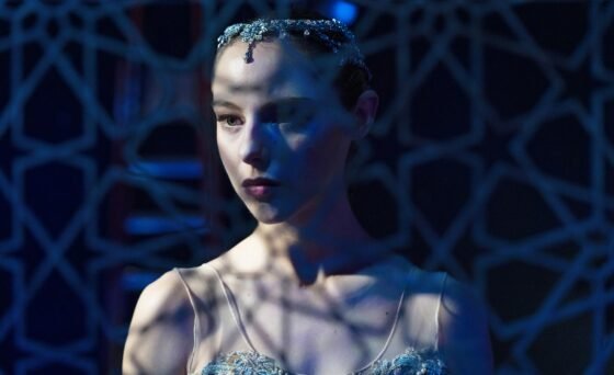 Sedona Film Fest presents ‘Rise’ premiere June 9-15 An uplifting story of resilience set in the dance world, “Rise” tells the story of a young ballet dancer whose life is upended when she suffers a career threatening injury and catches her boyfriend cheating on her. As she begins her physical and emotional rehabilitation, she finds solace in friends, a new love, and a new contemporary dance troupe.