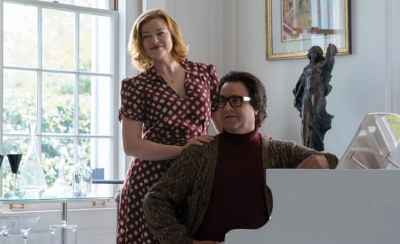 Ty Warner was a frustrated toy salesman until his collaboration with three women grew his idea into the biggest toy craze in history in “The Beanie Bubble”.