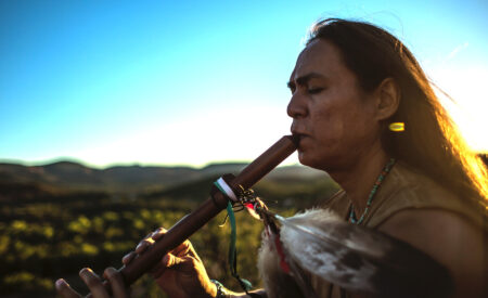 Sedona Film Festival presents Kel Mockingbird and Renick concert live at the Fisher Theatre Come and celebrate the reactivating power of sunlight this summer with a unique live concert performance featuring Native American flute player KEL MOCKINGBIRD and RENICK from Sedona. Experience the exceptional healing vibrations to awaken you.