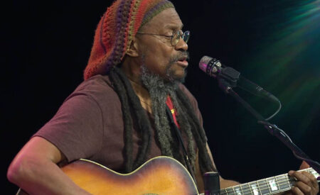 Walt Richardson and his talented musical friends — Dowell Davis, Beth Lederman and Marcus Weeden — will perform a combination of acoustic folk rock infused with African and Reggae rhythms.