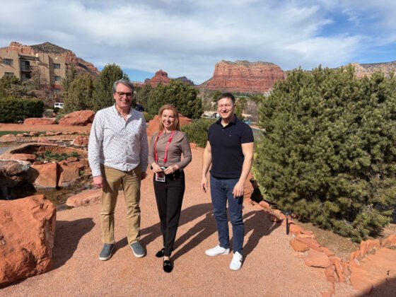 Jeremy Elbourne, Canmore, Alberta, Canada; Elwira Musialowicz-Cozzi and Lukasz Zyra, Jaslo, Poland