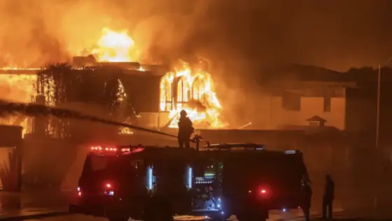 Sedona Merchant Reflects on the Fires in Altadena 