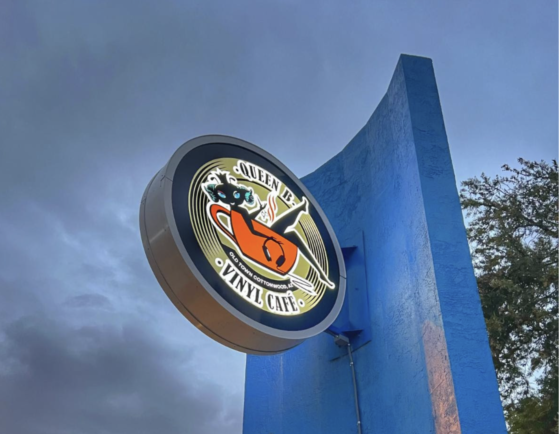 Queen B Vinyl Café,Kicks Off Concert Series Concerts in Cottonwood