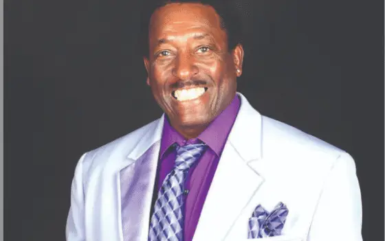 Sammy Davis Rocks Bella Vita this Weekend Sammy Davis Rocks Bella Vita this Weekend
