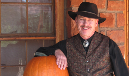 Mike Peach presents “Haunted History” at Sedona Heritage Museum Mike Peach presents "Haunted History" at Sedona Heritage Museum