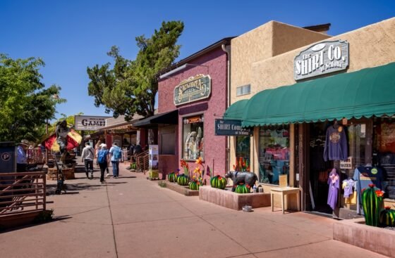 City invites community to walk, bike, or take a bus during feedback sessions for Uptown area City invites community to walk, bike, or take a bus during feedback sessions for Uptown area