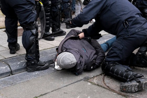 shutterstock 1906428373