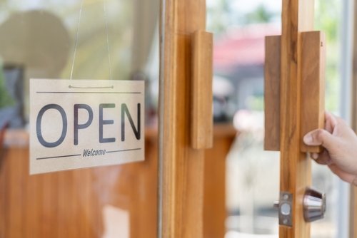 AI: Small Business Growth and Workforce Research Lab shutterstock 2472270043